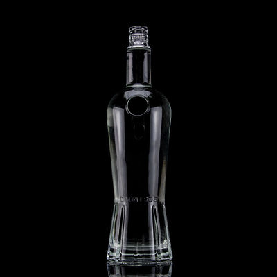 500ml700ml750ml helder Whisky fles met Super Flint Glass Custom gesneden uniek ontwerp
