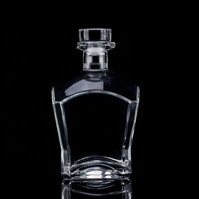 Duidelijke of op maat gemaakte Super Flint Glas Whisky Flasje 700 ml 750 ml met kurkstop