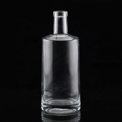 Industriële vodka helder glasfles met korte nek en vet lichaam 500 ml 750 ml