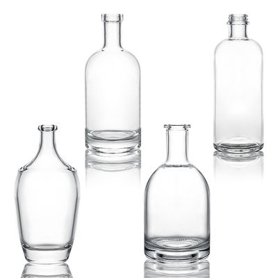 Glasmateriaal Aanpasbare capaciteit en vorm Rum Vodka Whisky Tequila Ginfles met deksel