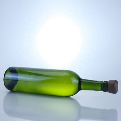 700 ml antieke groene glazen fles voor gedistilleerde dranken