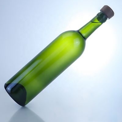 700 ml antieke groene glazen fles voor gedistilleerde dranken