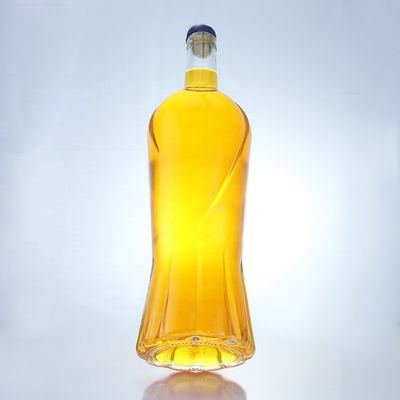 Uitstekend ontwerp 750 ml heldere vodka drank fles met kurk glas kraag materiaal