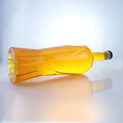 Uitstekend ontwerp 750 ml heldere vodka drank fles met kurk glas kraag materiaal