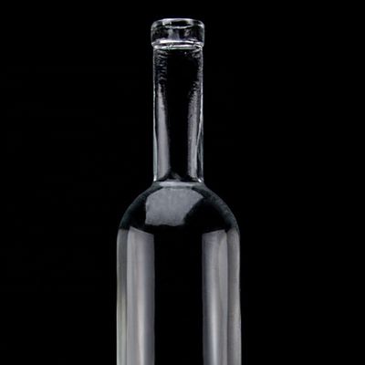 Uitstekend ontwerp Vodka Liquor Glasfles 750 ml Helder glasfles met schroefdeksel