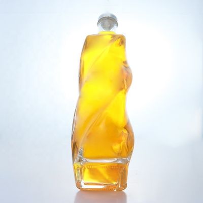Gepersonaliseerd logo speciaal gevormde glazen fles Spirits 700 ml 750 ml Met schroefdop