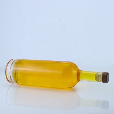 Duidelijke of op maat gemaakte glazen fles Uniek 700 ml 750 ml voor Whiskey Tequila Brandy Rum Gin