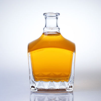 Whisky Glasfles Vierkante Pop 750 ml voor traditionele Whisky Selectie