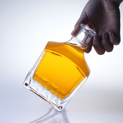 Whisky Glasfles Vierkante Pop 750 ml voor traditionele Whisky Selectie