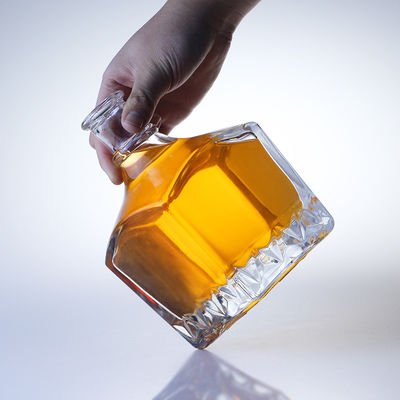 Whisky Glasfles Vierkante Pop 750 ml voor traditionele Whisky Selectie
