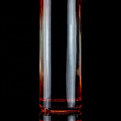 Rood 750 ml glasfles met uniek ontwerp en kurk