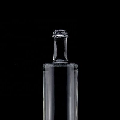 Uniek ontwerp 750 ml lange hals lege vodka glazen fles met schroefdeksel super flint glas
