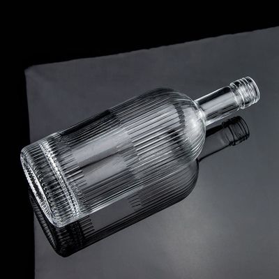 500 ml 700 ml SCREW CAP Super Flint Glass lege whiskeyfles voor design klassiek rond