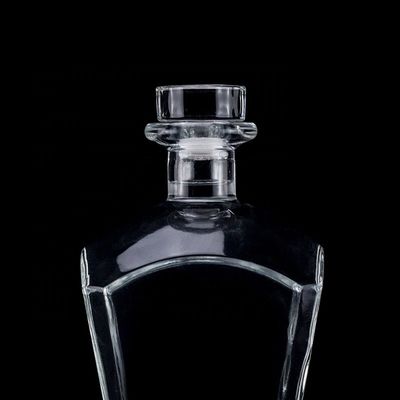 Duidelijke of op maat gemaakte Super Flint Glas Whisky Flasje 700 ml 750 ml met kurkstop