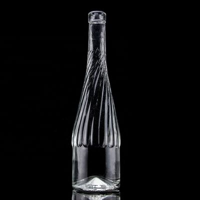 Glas materiaal 500 ml 700 ml Whisky wijnfles met uniek onderste opgeheven ontwerp