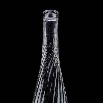 Glas materiaal 500 ml 700 ml Whisky wijnfles met uniek onderste opgeheven ontwerp