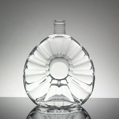 Logo Drukglasfles Vodka Whisky met schroeftop en granaatvorm