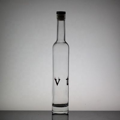 Schermdrukken kenmerkende hoge dunne fles lange glazen vodkafles 500 ml 750 ml