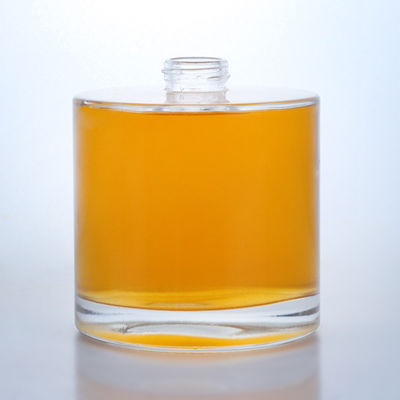 Uniek ontwerp Custom 500 ml 700 ml Super Flint glasfles voor Rum Whiskey Vodka Brandy