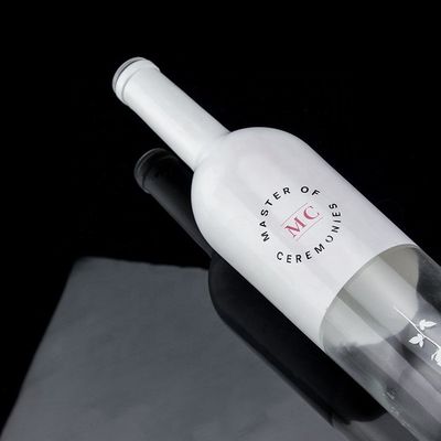 Persoonlijke fles 750 ml witte spray verf Whisky Vodka lege glazen fles met kurk