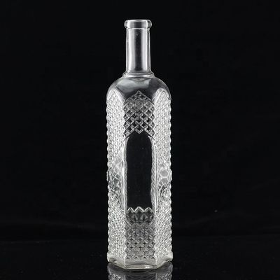 Speciaal ontworpen glazen fles met schroefdeksel voor tequila in de industrie