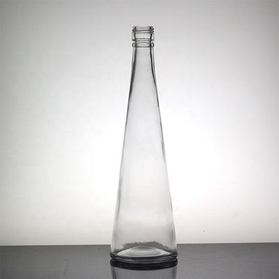 Doorzichtige glas hoge dunne drankfles voor lange nek witte wijn en fruitwijn