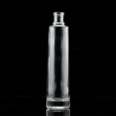 750 ml zware, heldere glasfles met een gouden metalen dop in bulk