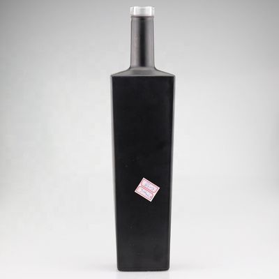 750 ml Glanzend Zwart Glas Vodka Geverfde Flessen Schermdruk Gin Sluiting Liquor Fles