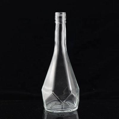750 ml Snijvorm Uniek Ontwerp Glas Spirits Fles Gemaakt door voor Custom Made