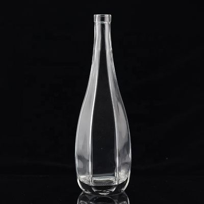 750 ml Snijvorm Uniek Ontwerp Glas Spirits Fles Gemaakt door voor Custom Made