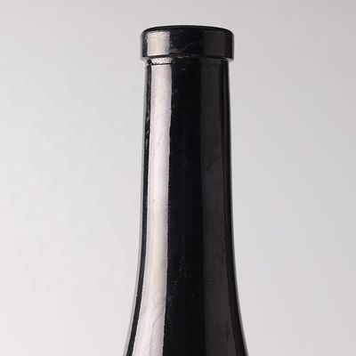 750 ml lege zwarte fles met kurkmond en spray glasfles voor wodka promotie