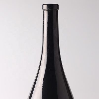 750 ml lege zwarte fles met kurkmond en spray glasfles voor wodka promotie