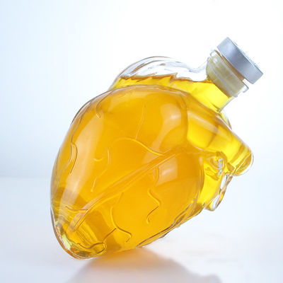 Duidelijke of op maat gemaakte hartvormige glazen drankfles voor drank Whisky Vodka Brandy