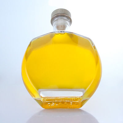 Gepersonaliseerd logo glazen kraag alcoholfles voor whisky vodka tequila gin rum geleverd