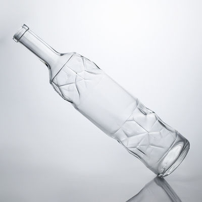 Oppervlaktebehandelingen Decal Custom Shape Embossed Glass Liquor Bottle voor Whisky Gin Rum