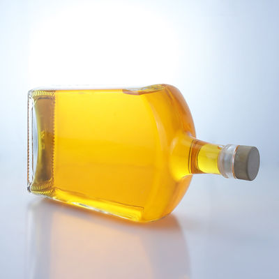Platte glasfles voor whisky, wodka, tequila, gin en rum