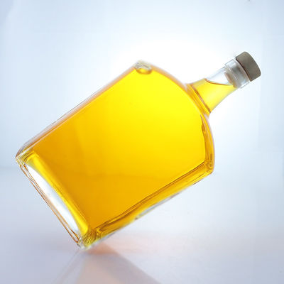 Platte glasfles voor whisky, wodka, tequila, gin en rum