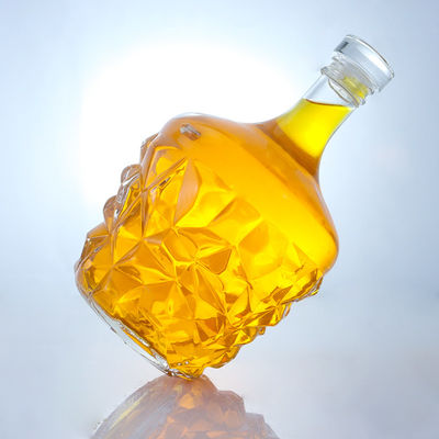 Duidelijke of op maat gemaakte ronde glazen fles met decal voor rum, wodka, whisky, tequila en gin