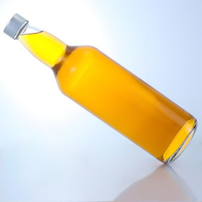 Op maat gemaakte 750 ml glazen drankfles met uniek nekontwerp en kurkverzegelingstype