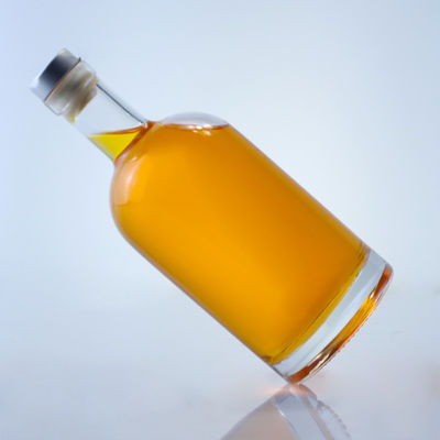 Gepersonaliseerd logo en dop 750 ml glazen drankfles voor rum gin wodka Gepersonaliseerde kurktop