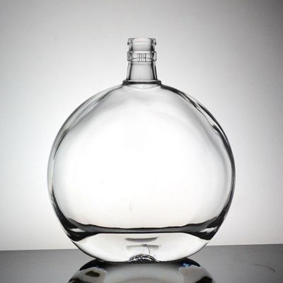 Doorzichtige 700 ml glasflessen met kurkverzegeling voor sterke dranken en vodka Whiskey tequila