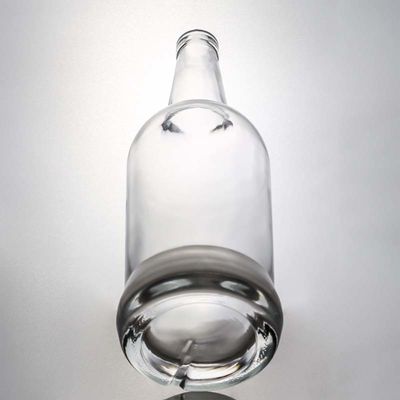 Gepersonaliseerde logo glazen kraag 700 ml ronde drankfles voor wodka brandy whisky en meer