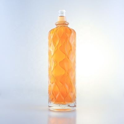 Unieke glazen fles voor champagne, gin, rum, brandy en whisky in super flint materiaal