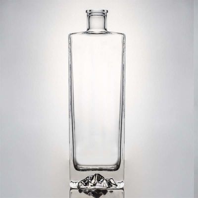 Persoonlijke glasfles met een vierkant kap voor industriële dranken Rum Vodka Whisky Tequila Gin