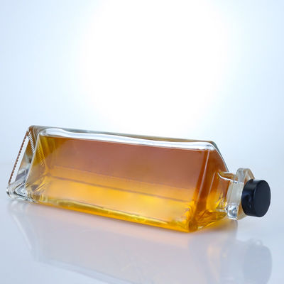 Custom Cap Super Flint Glas 750 ml Driehoek Liquor Fles voor Vodka Whisky Gin Rum