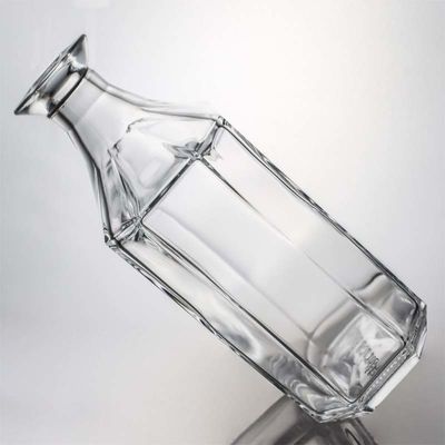 Duidelijke of op maat gemaakte unieke polygon glazen drankfles voor whisky gin rum vodka 1000 ml