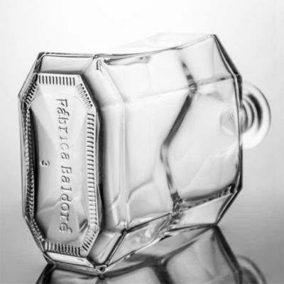Duidelijke of op maat gemaakte unieke polygon glazen drankfles voor whisky gin rum vodka 1000 ml