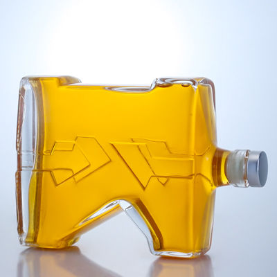 Op maat gemaakte K-vormige Super Flint glasfles voor Whisky Gin Rum Brandy Spirit Industrial Liquor Cork Top