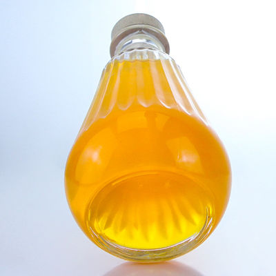 Ronde glazen fles met kurkdop en aangepast logo voor rum vodka whisky tequila gin