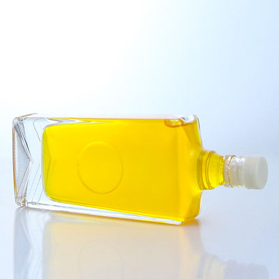 Industrial Liquor vierkant glasfles met guala dop en aanpasbare capaciteit